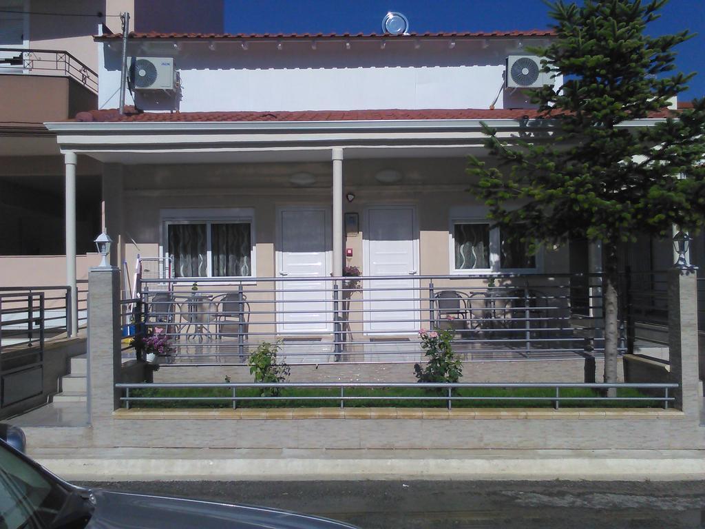 The Garden Apartments Nea Kallikrateia ภายนอก รูปภาพ